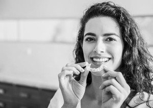 Invisalign vs Braces – How Do They Compare?